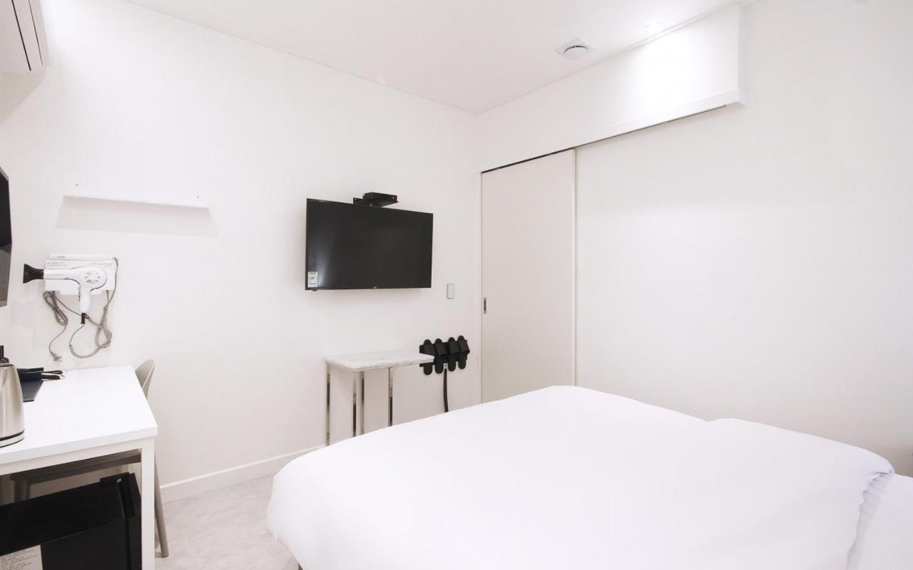 Hotel Yam Yeosu Hakdong Kültér fotó